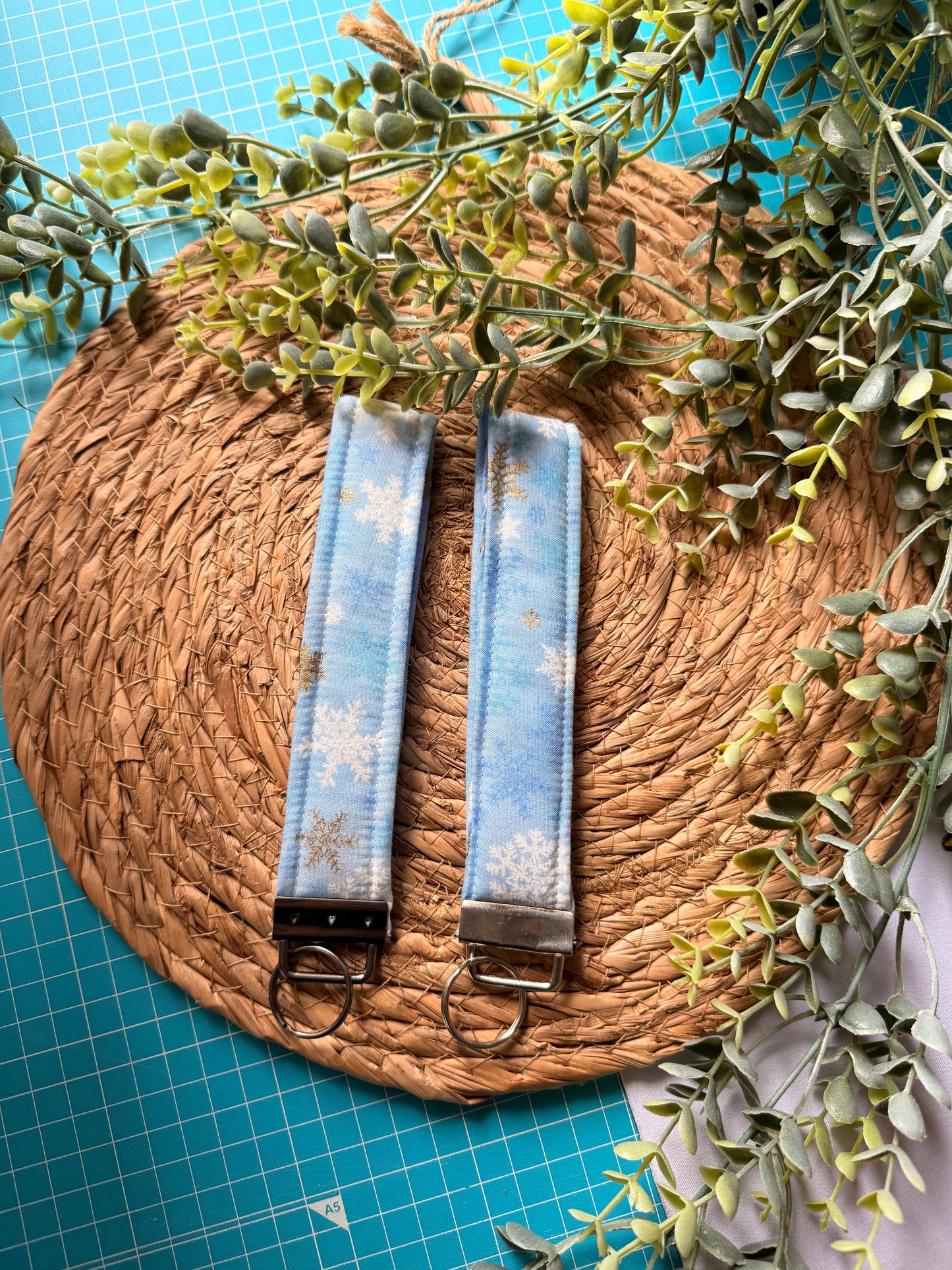 Snow flakes Keychain Wristlet