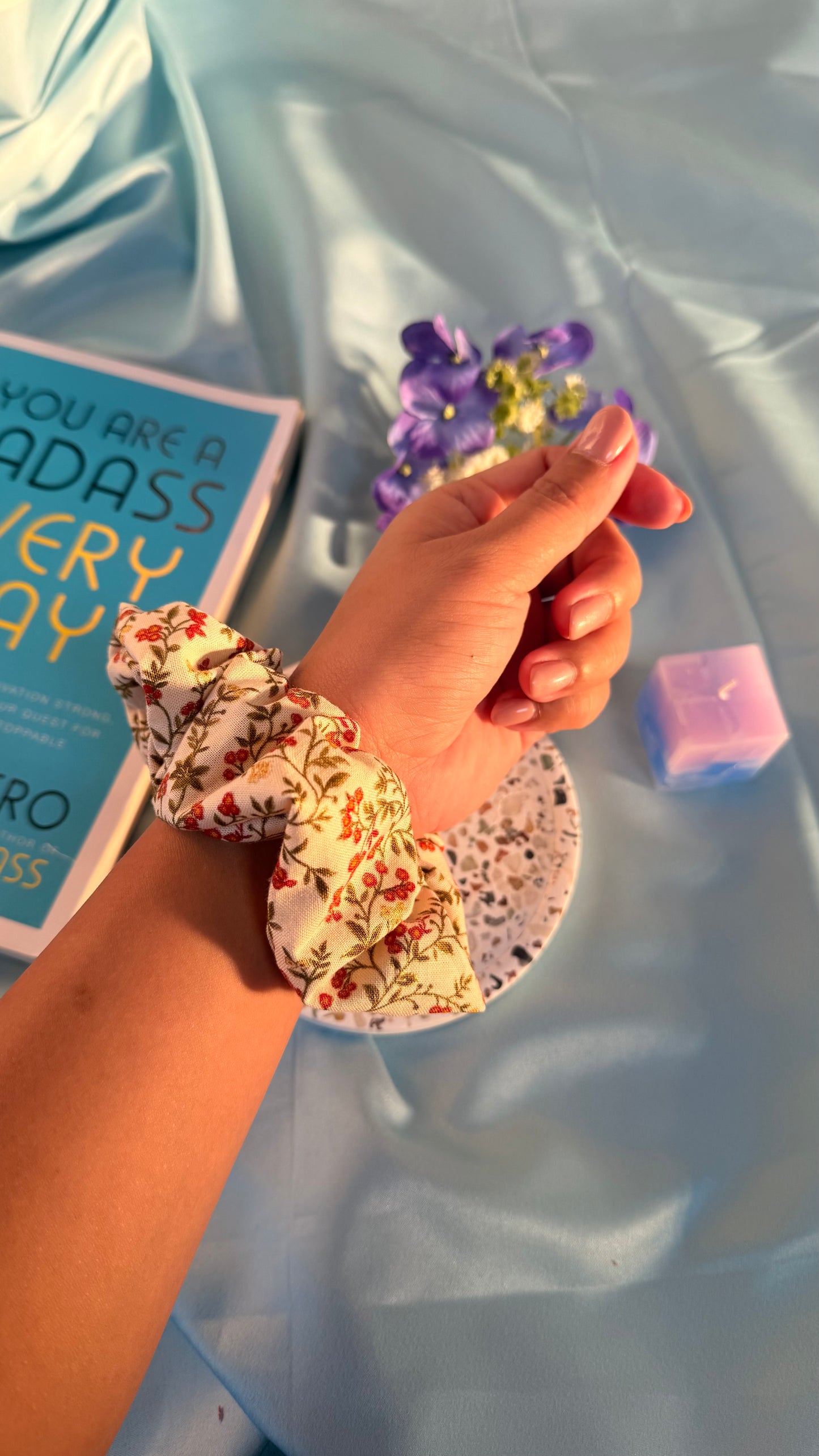 Ivy Christmas scrunchie