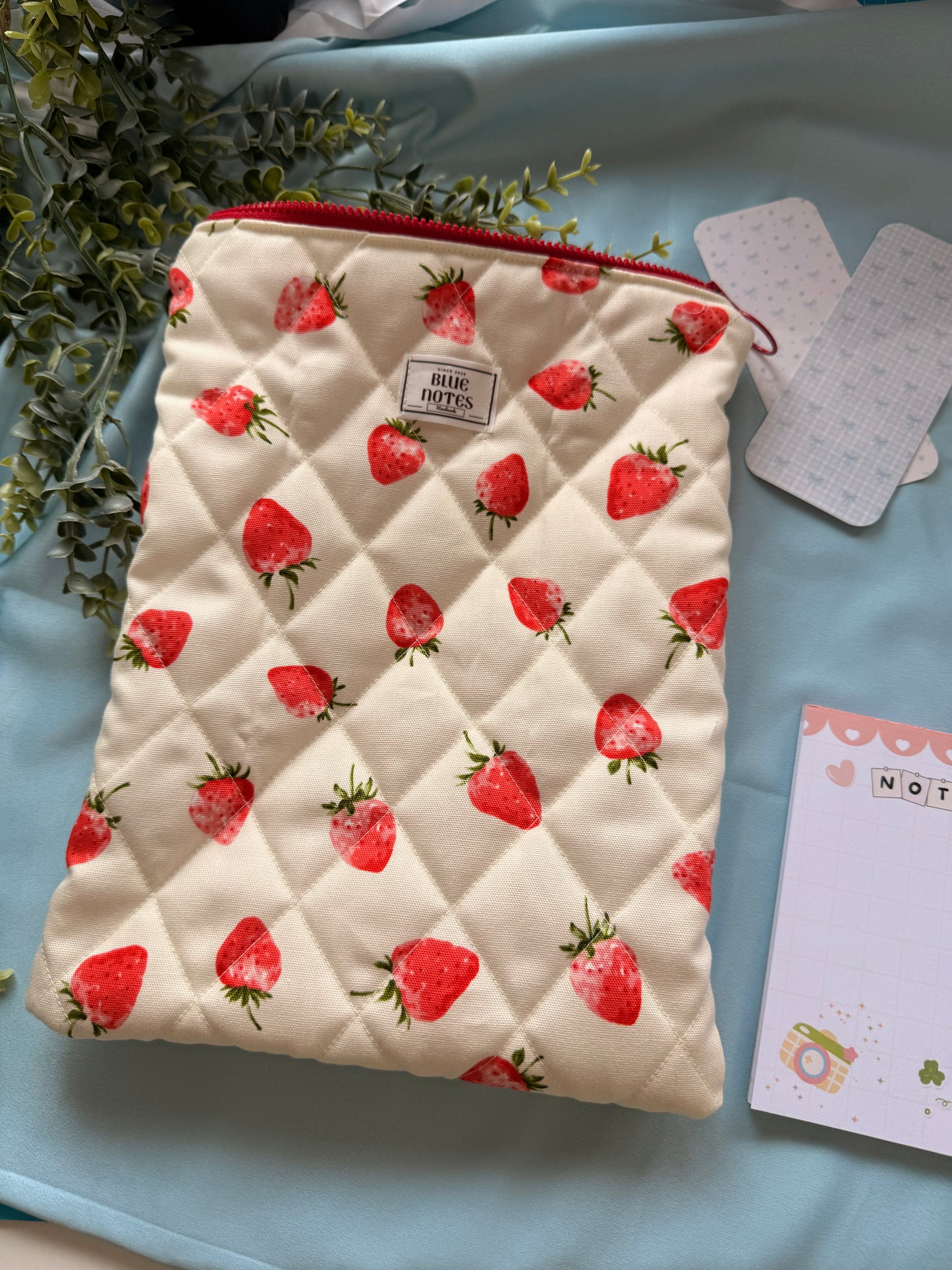 🍓 New Strawberry Booksleeves