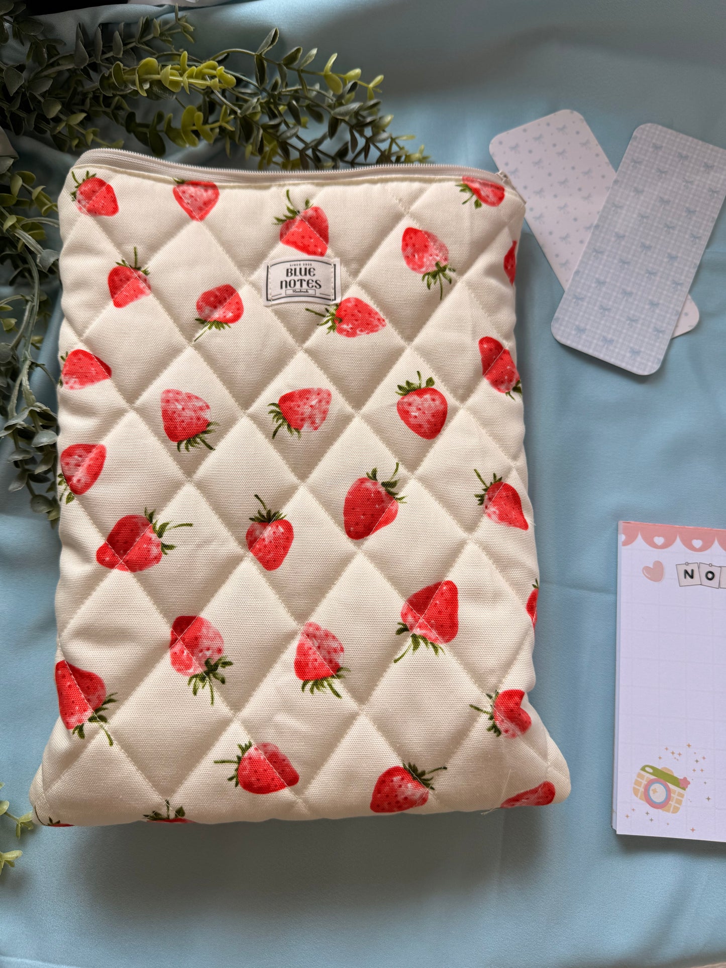 🍓 New Strawberry Booksleeves