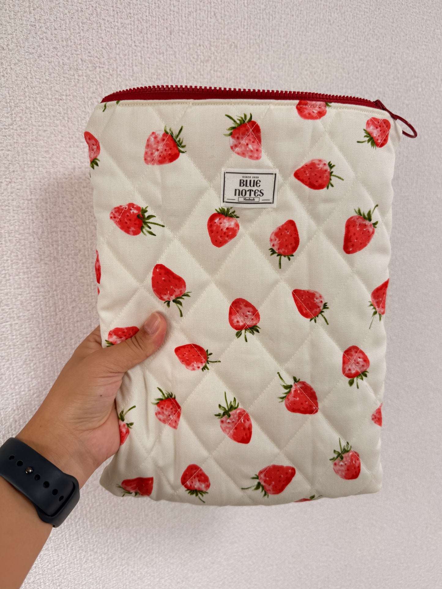 🍓 New Strawberry Booksleeves