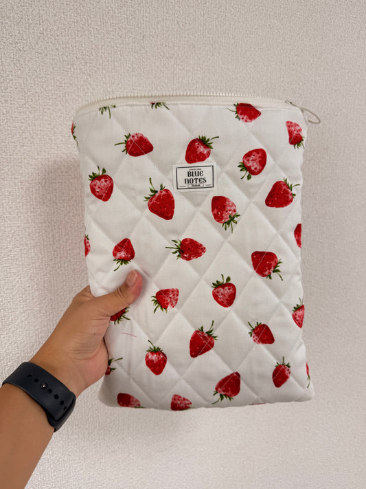🍓 New Strawberry Booksleeves