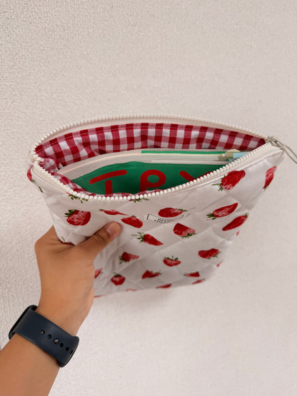🍓 New Strawberry Booksleeves