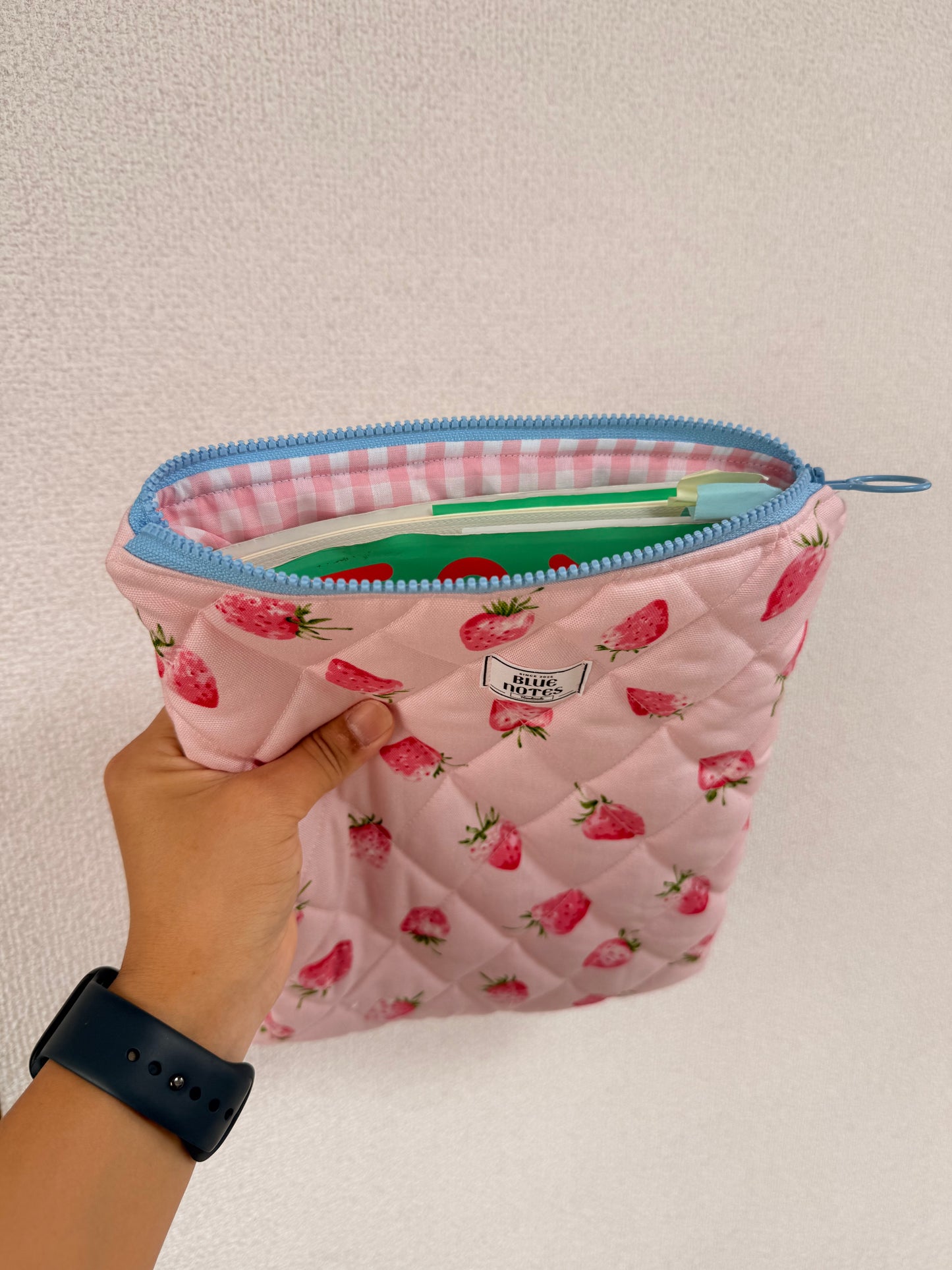 🍓 New Strawberry Booksleeves