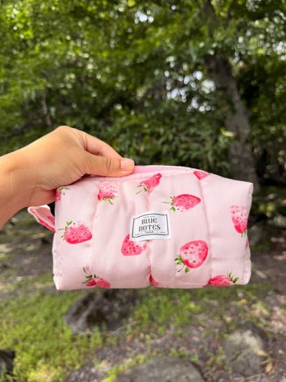 🍓 New Strawberry Make up pouches