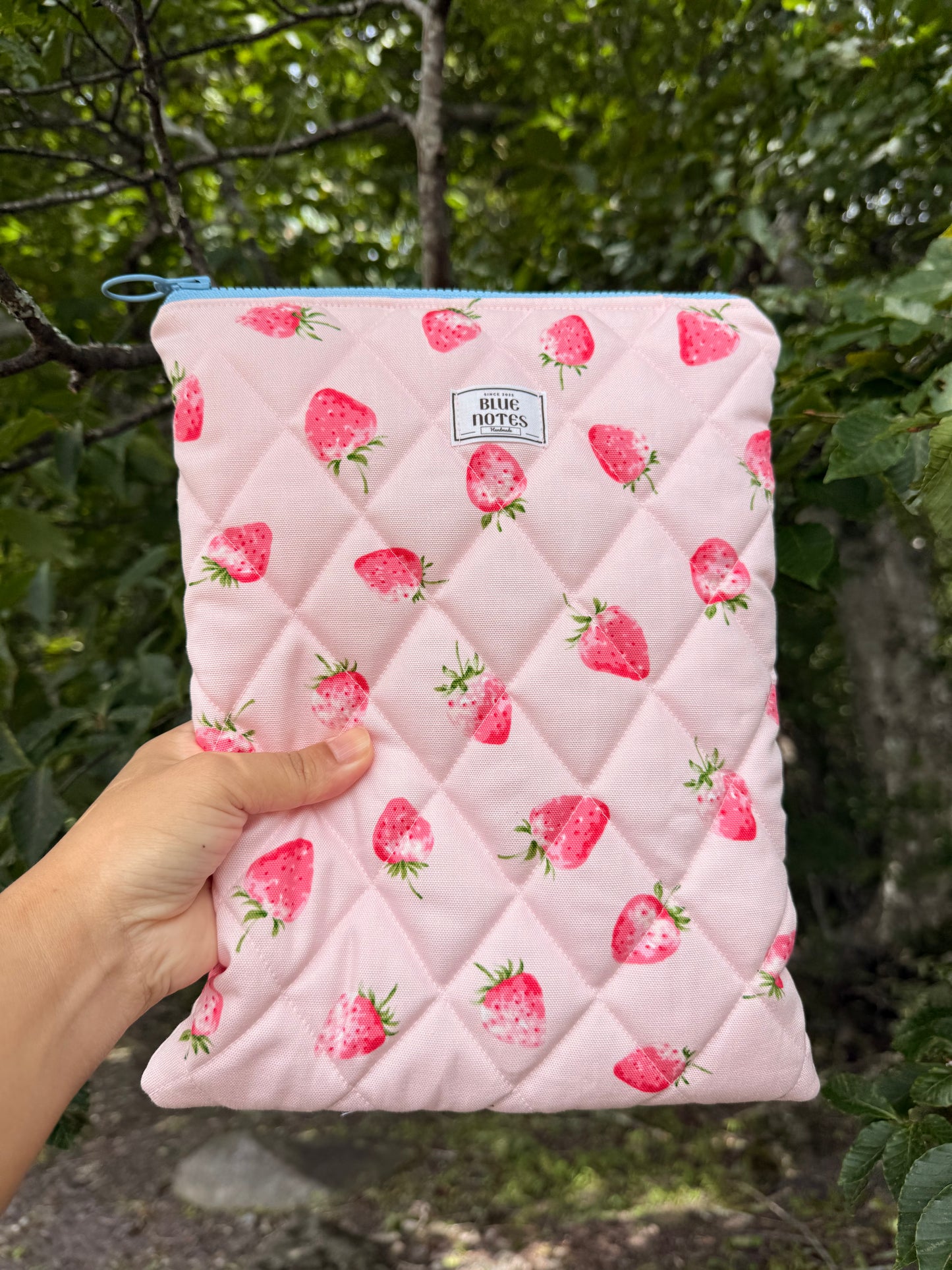 🍓 New Strawberry Booksleeves