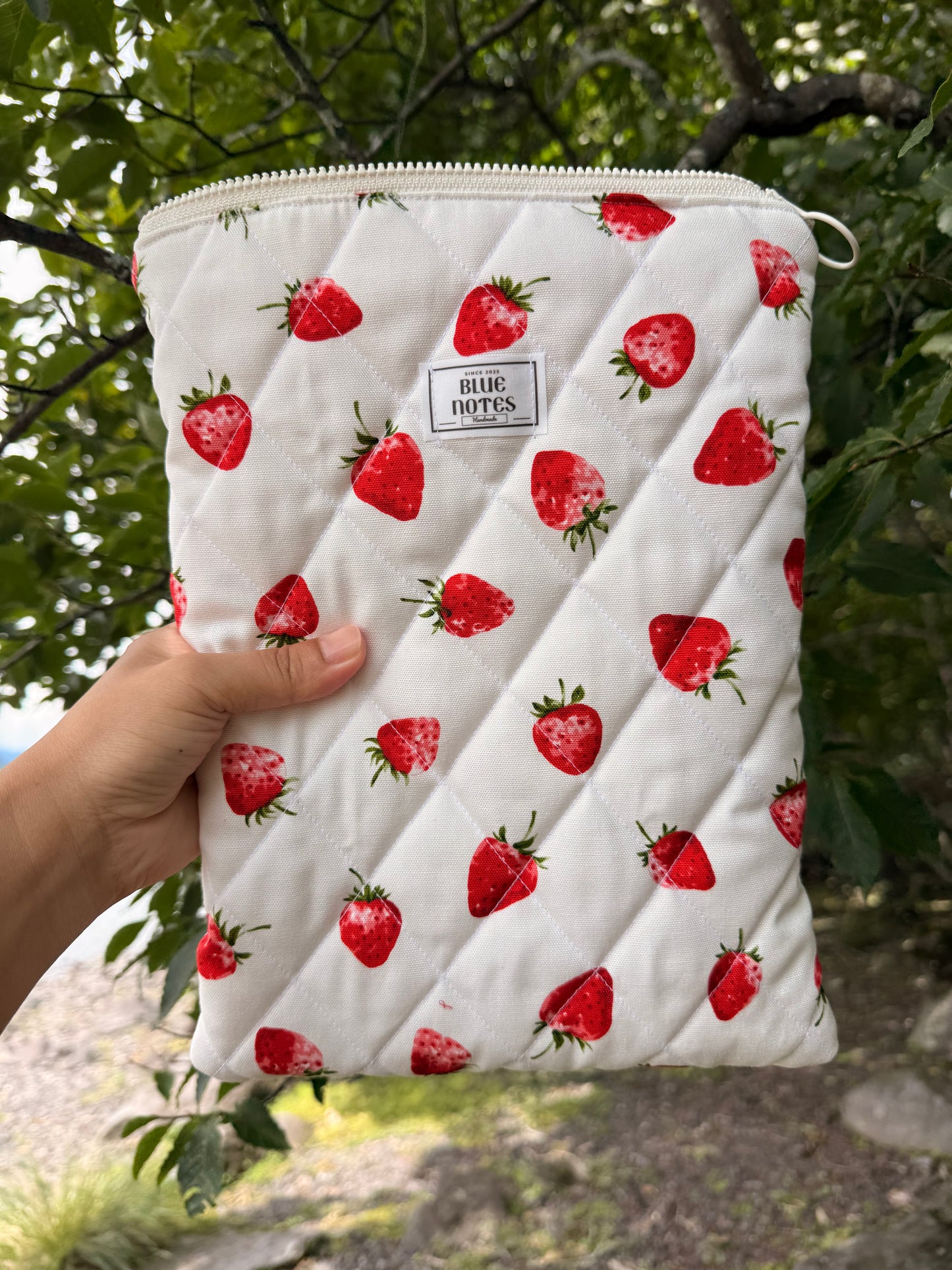 🍓 New Strawberry Booksleeves