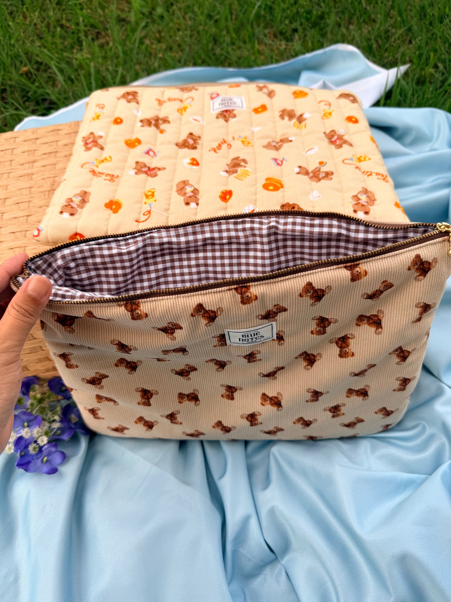 Cute bear laptop sleeve