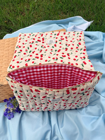 Cherry laptop sleeve