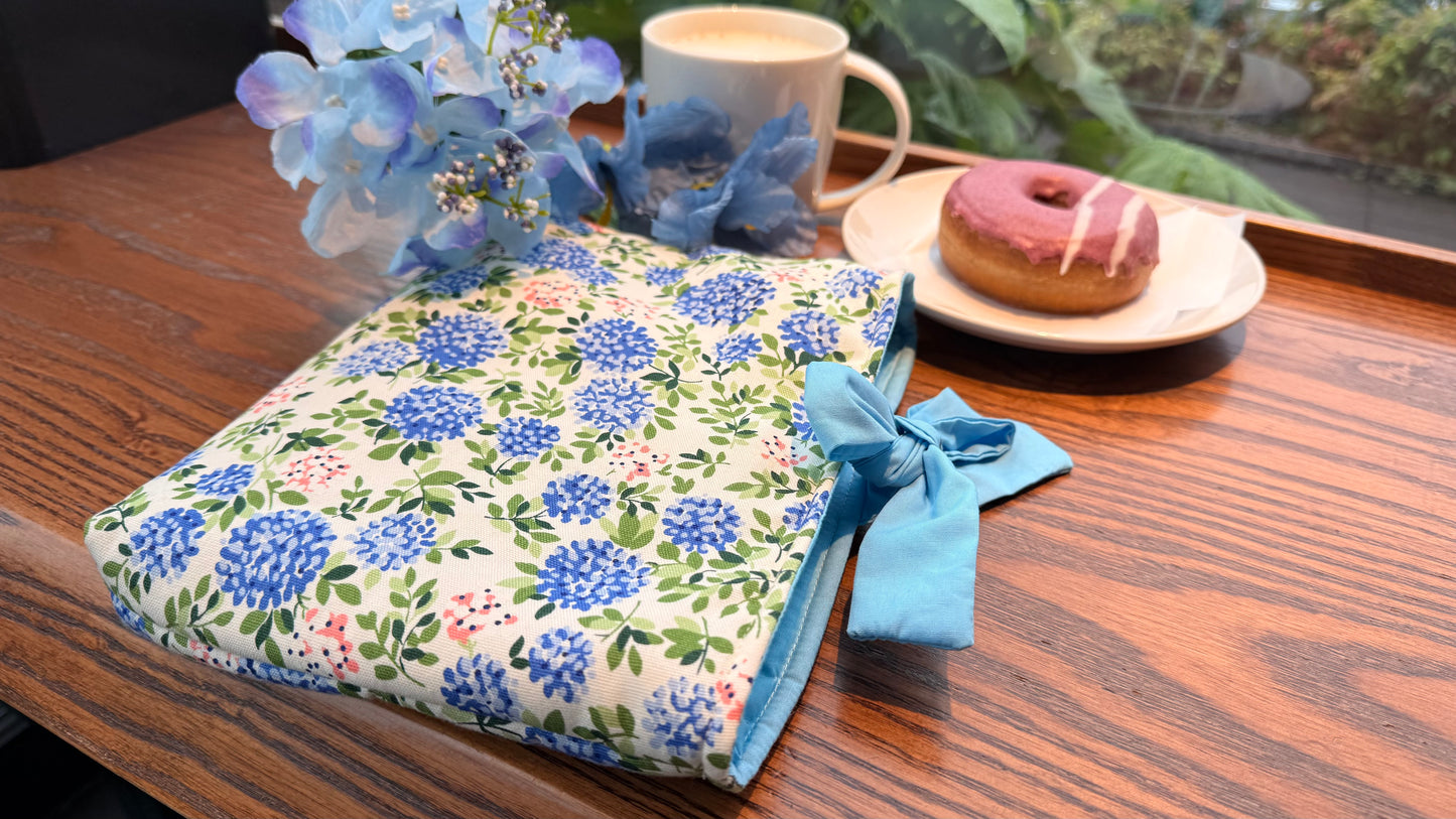 Aoi (Blue) book sleeve