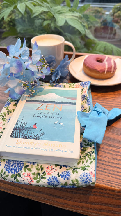 Aoi (Blue) book sleeve