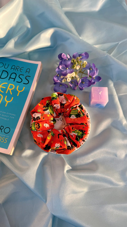 Spookie halloween scrunchie