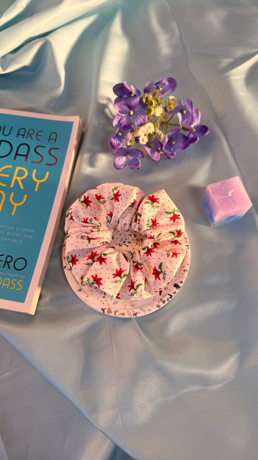 Lily Christmas scrunchie