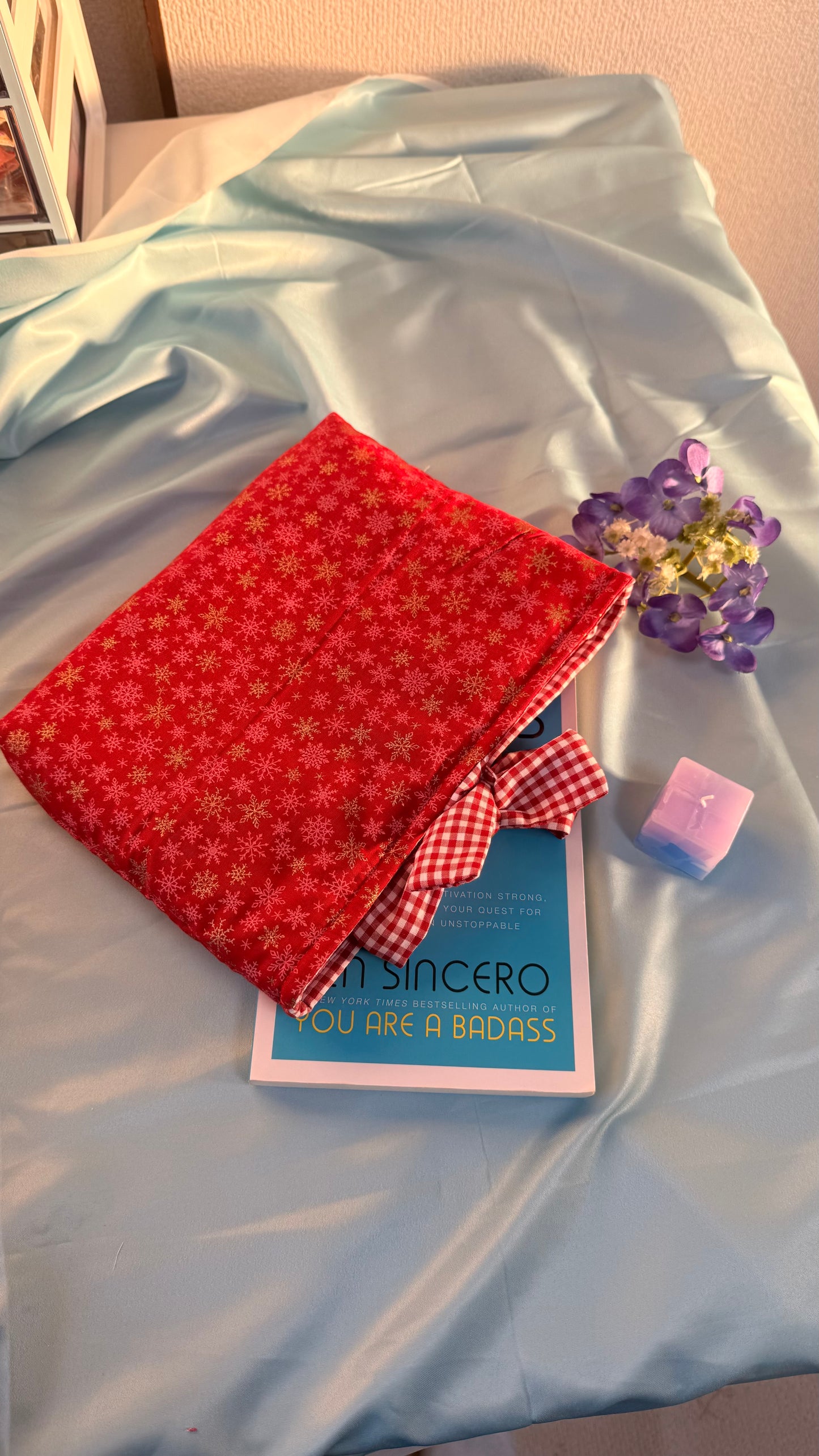 Claire Christmas Booksleeve