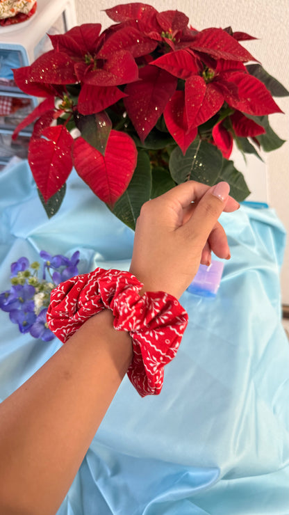 Rosie Christmas Scrunchie