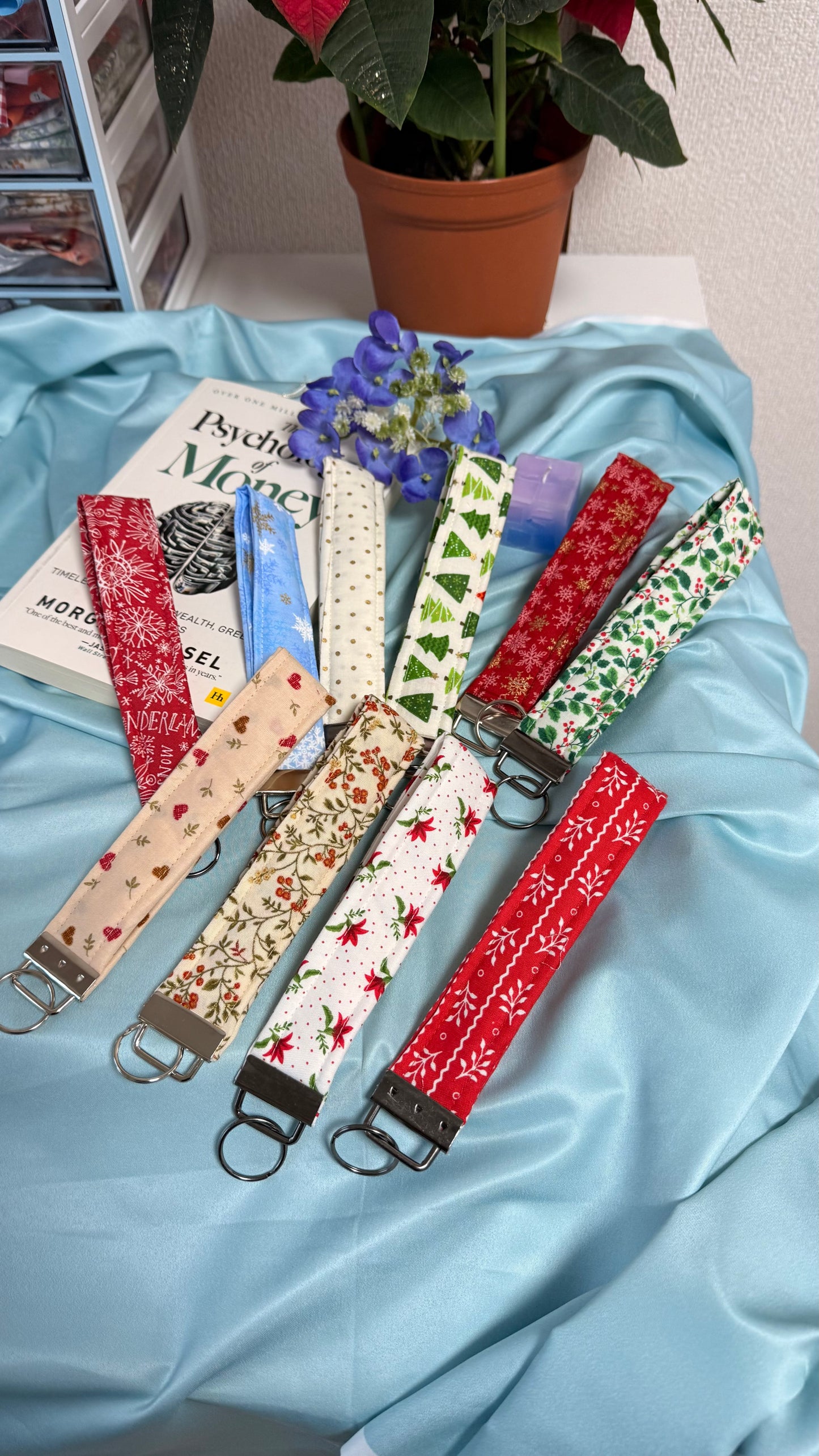 Lily Christmas Keychain Wristlet