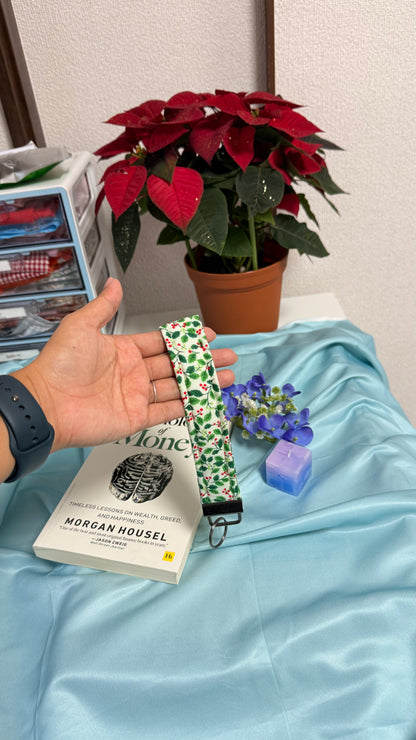 Christmas Holly Keychain Wristlet