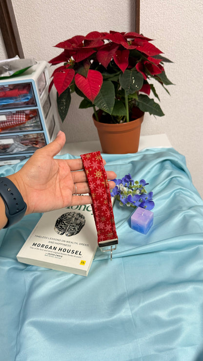 Claire Keychain Wristlet