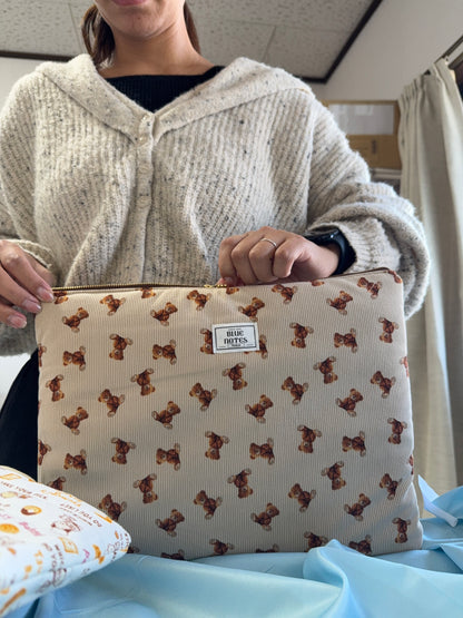 Cute bear laptop sleeve