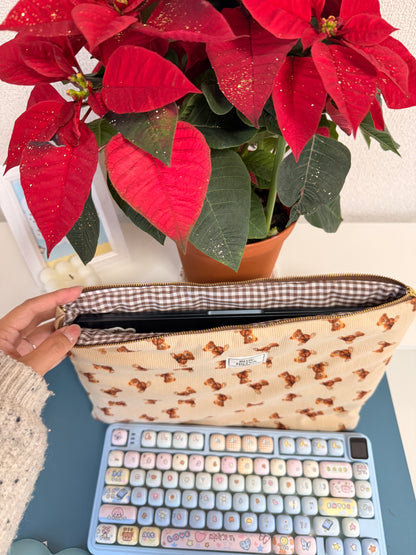 Adorable bear, pancake and honey laptop sleeve