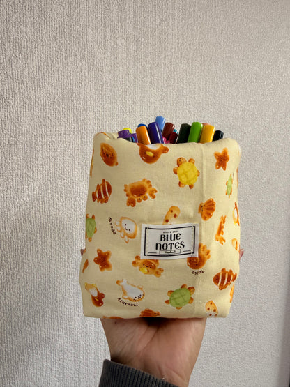 Sea animals yellow Vanity Bucket